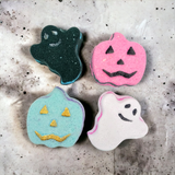 Spooky Halloween bath bombs gift set